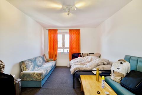 1 bedroom flat for sale, Parr Road, East Ham, London, E6