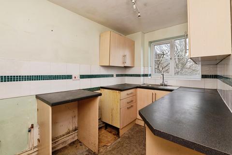 1 bedroom flat for sale, Falcon Avenue, Grays, Essex, RM17