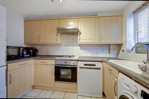 2 bedroom terraced house for sale, Magnolia Lane, Laindon, Basildon, Essex, SS15