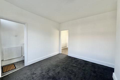 2 bedroom end of terrace house for sale, Sunningdale Avenue, Marton FY4