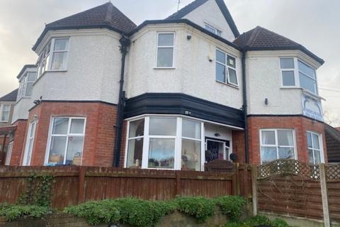4 bedroom semi-detached house for sale, morpeth Road, hoylake, CH47