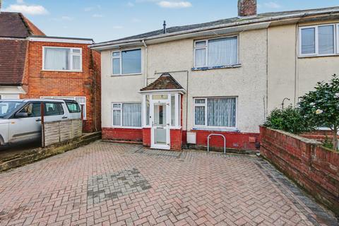 4 bedroom end of terrace house for sale, Butts Crescent, Southampton SO19