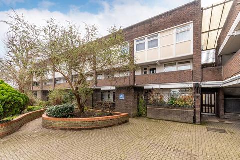 undefined, York Road, Kingston, Kingston upon Thames, KT2