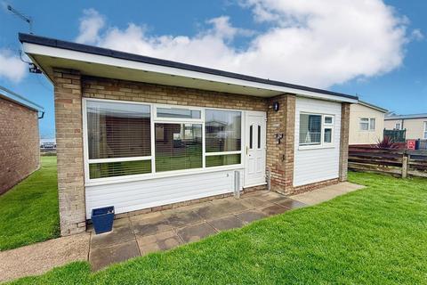 2 bedroom chalet for sale, Coast Road Chalet Park, Walcott NR12