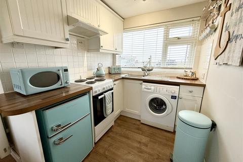 2 bedroom chalet for sale, Coast Road Chalet Park, Walcott NR12