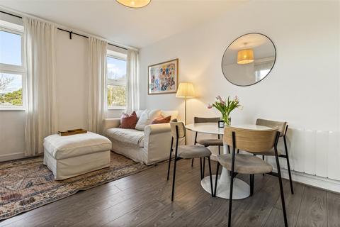 2 bedroom flat for sale, The Pinnacle, Hove