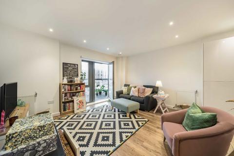 1 bedroom flat for sale, Neasden Lane, London NW10
