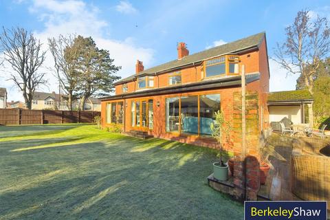 undefined, Forefield Lane, Crosby, Liverpool
