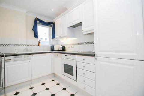 2 bedroom apartment to rent, Symphony Court, Sheepcote Street