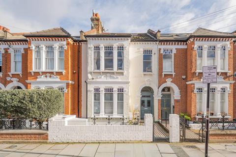 1 bedroom flat for sale, Louisville Road, Heaver Estate, London, SW17