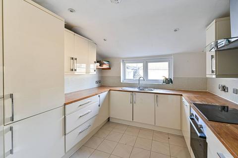 1 bedroom flat for sale, Louisville Road, Heaver Estate, London, SW17