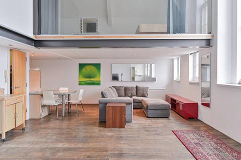 3 bedroom flat to rent, Reed Place, Clapham High Street, London, SW4
