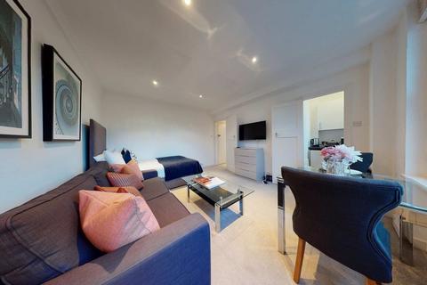 Studio to rent, Hill Street, Mayfair, W1J