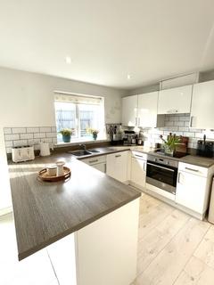 4 bedroom detached house for sale, Opal Close, Marine Point