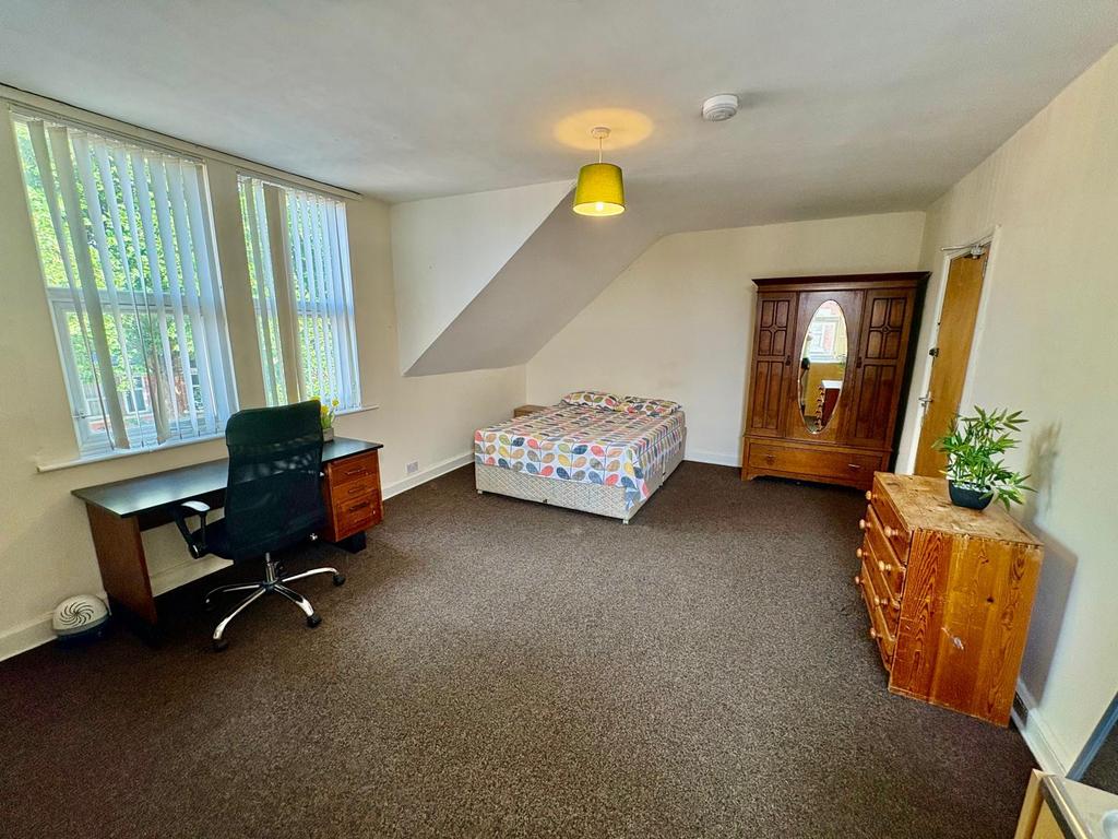 Lenton-boulevard-ng7-2en-995402