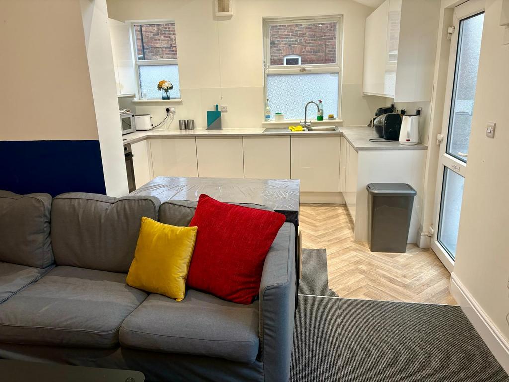 Lenton-boulevard-ng7-2en-995393