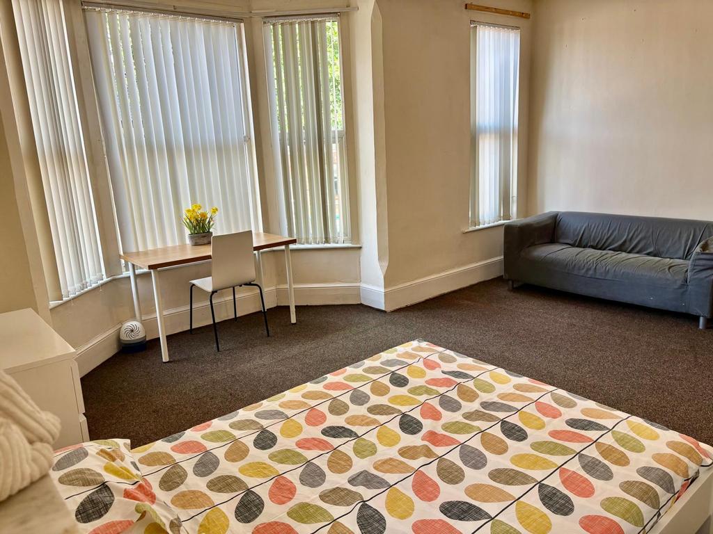 Lenton-boulevard-ng7-2en-995396