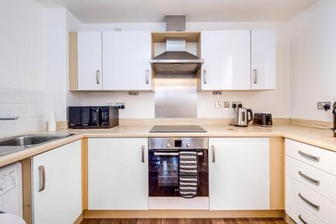 2 bedroom flat to rent, 48 Mason Way