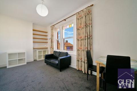1 bedroom flat to rent, 18-20 Friern Barnet Road, London N11