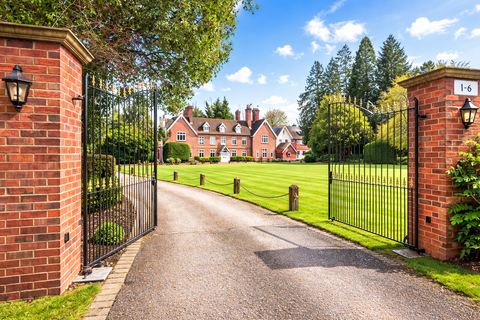 undefined, Astwick Manor, Hatfield AL10