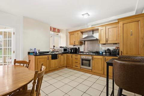 undefined, Astwick Manor, Hatfield AL10