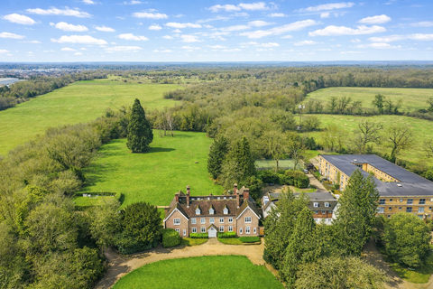 undefined, Astwick Manor, Hatfield AL10