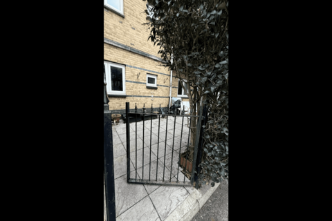 undefined, Alexandra Road, Hounslow, TW3