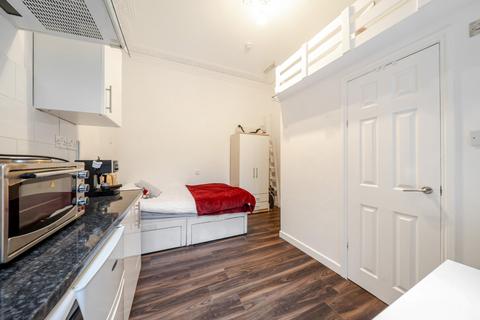 undefined, Holland Road, London, W14
