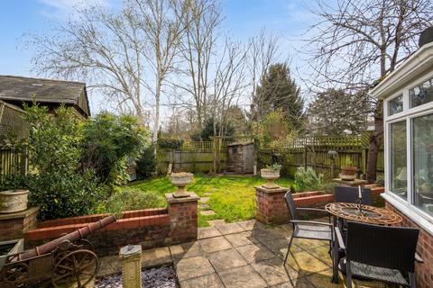 3 bedroom detached house for sale, St. Johns Close, Essex CB11