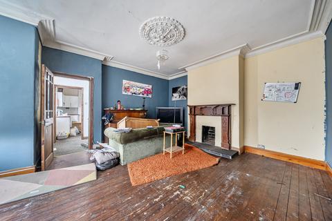 undefined, Clifton Grove, Harehills,, Leeds, LS9