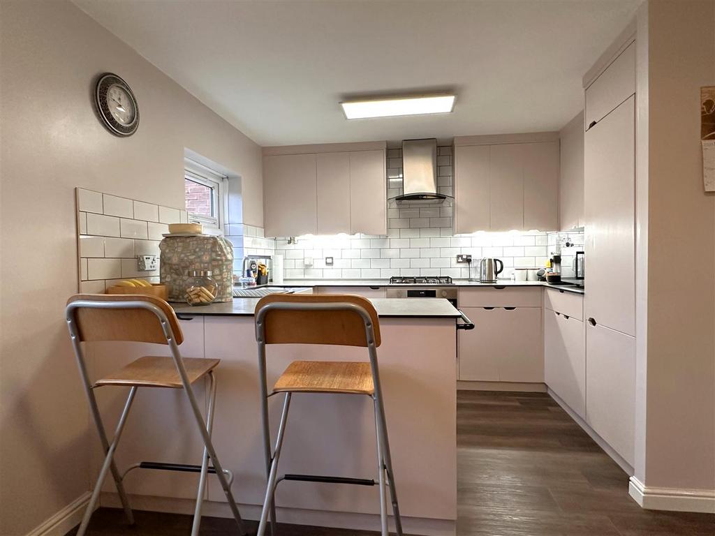 Superb Modern Kitchen 153