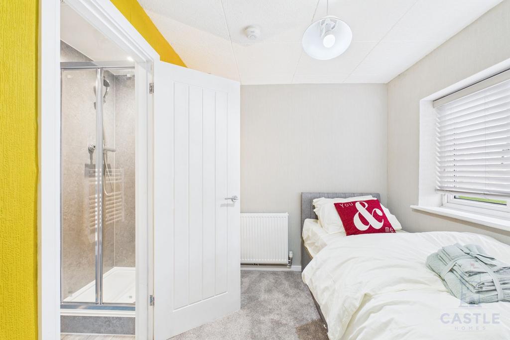 Room 2 with Ensuite