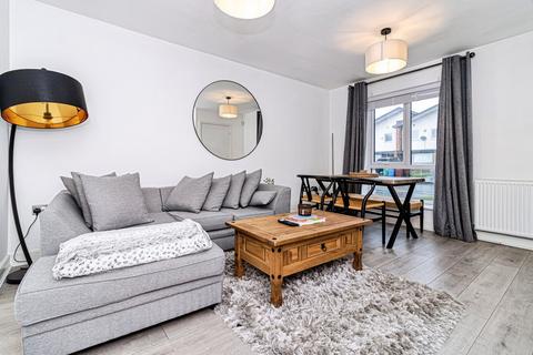 2 bedroom semi-detached house for sale, Commonwealth Avenue, Manchester M11