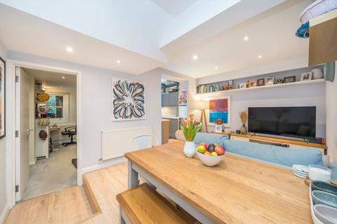 2 bedroom flat for sale, Kilburn Park Road, London NW6
