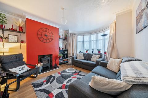 5 bedroom end of terrace house for sale, Torcross Road, Ruislip