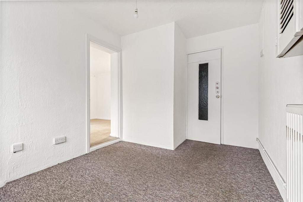2 Sompting Avenue-017.JPG