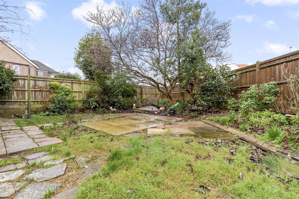 2 Sompting Avenue-030.JPG