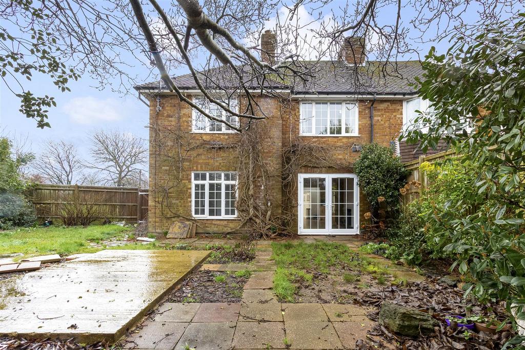 2 Sompting Avenue-031.JPG