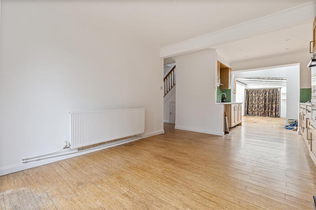 2 Sompting Avenue-010.JPG