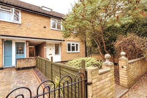 4 bedroom end of terrace house for sale, Sidney Street, Stepney Green, London, E1