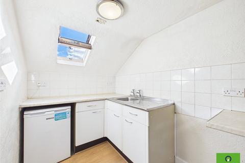 1 bedroom flat to rent, Eastern Road, Romford RM1
