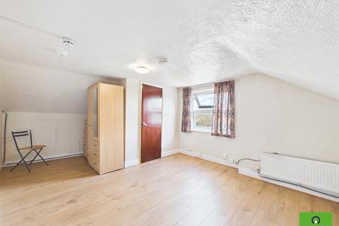 1 bedroom flat to rent, Eastern Road, Romford RM1