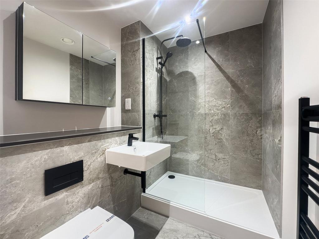 Picture No. 04