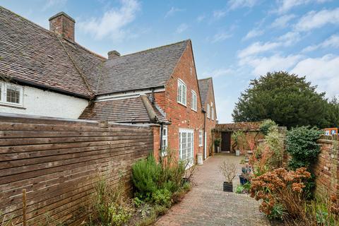 undefined, High Street, Flamstead, St. Albans, AL3