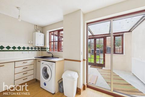 2 bedroom semi-detached house for sale, Aintree Close, Milton Keynes