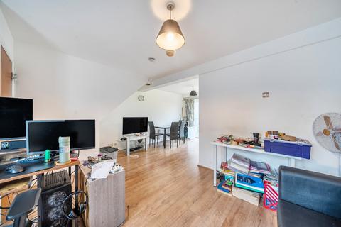 3 bedroom end of terrace house for sale, Reveley Square, Surrey Quays, London, SE16