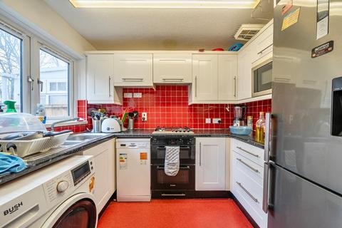 undefined, Reveley Square, Surrey Quays, London, SE16