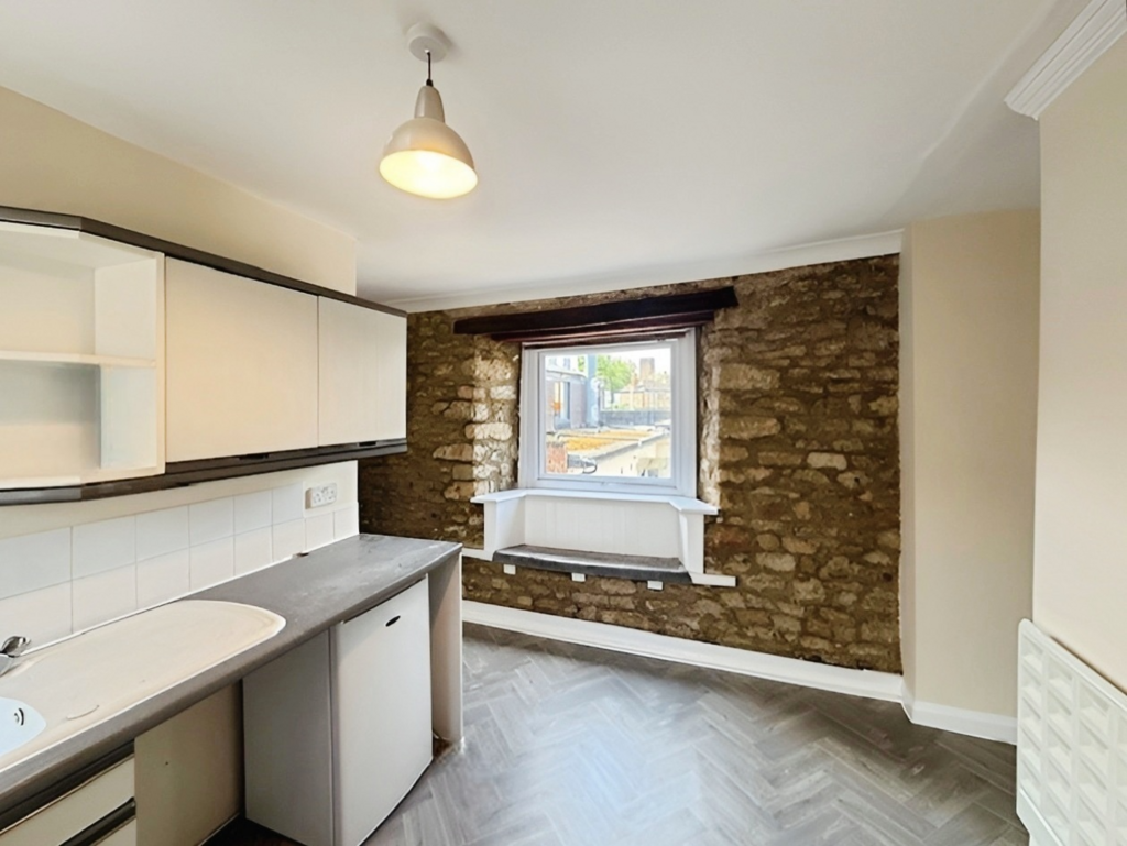 Kitchen 3