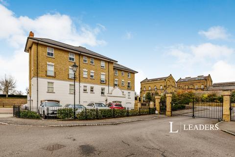 3 bedroom flat to rent, Clearwater Place, Long Ditton, Surbiton, KT6