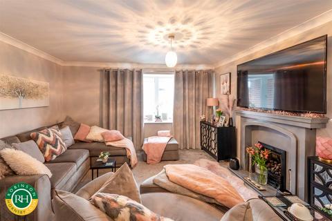 3 bedroom detached house for sale, Welton Close, Doncaster